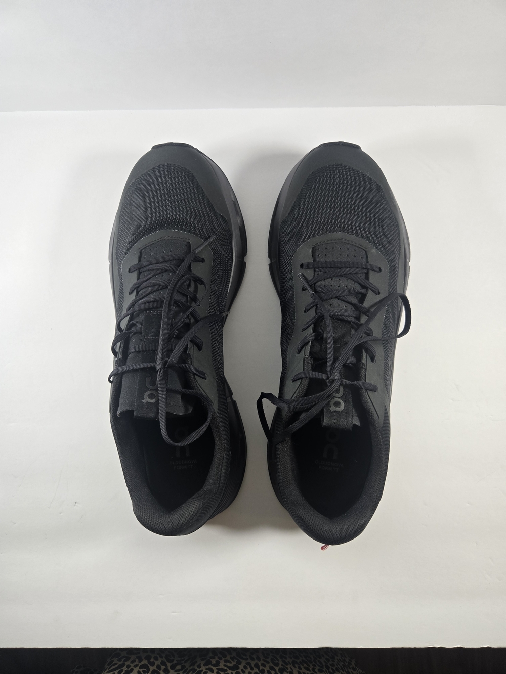 On Running Cloudstratus Men's Running Shoes - Black size 13